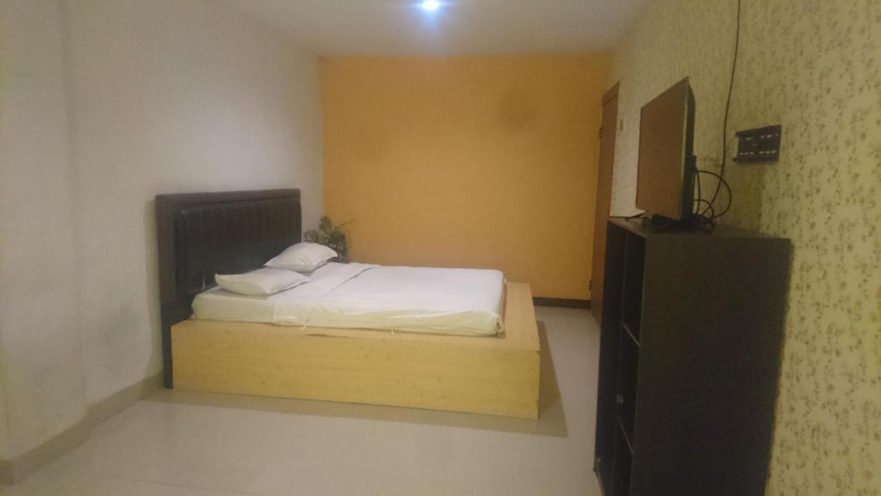 Sz Nine One Hotel Medan Esterno foto